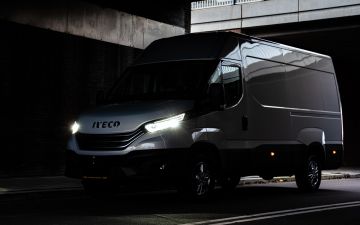 Hij is binnen, onze nieuwe IVECO Daily my22 DEMO!