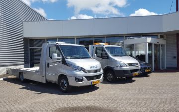 Alewijn Ott - Iveco Daily 40C18a8 + Tijhof laadbak