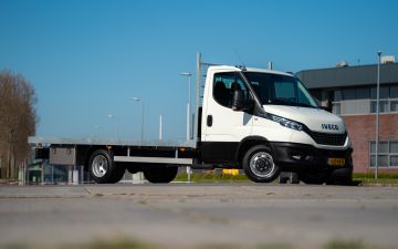 AR verhuur - Iveco Daily 40c18ha8 + twisk laadbak