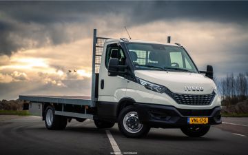 Breidel steigerverhuur - Iveco Daily 40c18Ha8 + twisk bak