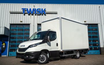 Flink meubel en interieur spuiterij - Iveco Daily 35C14a8