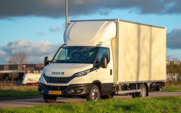 Flotrans Fashion Logistics - Iveco Daily 40C18Ha8 + Citybox