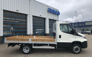 Jac Bakker - Iveco Daily 35C16a8 + twisk laadbak