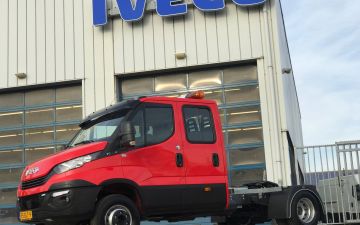 Loodeck - Iveco Daily 70C18 + trekker ombouw