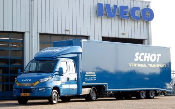 Schot Verticaal transport - Iveco Daily 50C18a8 trekker