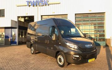 Zuidewind straatwerken - Iveco Daily 35s16va8